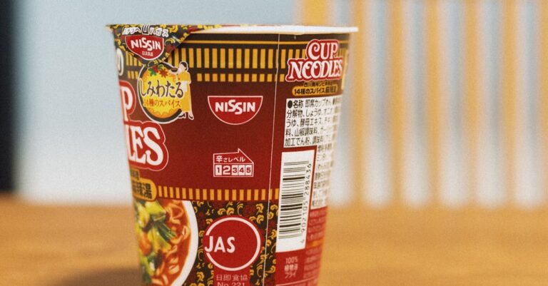 Vauvanhoito - Turvallisen Vauvan Ihovoiteen Opas: Vältä Yleisimmät Ainesosavaarat