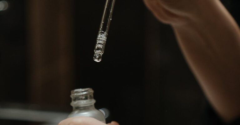 Hiustenkasvu - Löydä Paras Hiusten Kasvuserumi: Luonnolliset Vinkit ja Reseptit Terveiden Hiusten Kasvuun