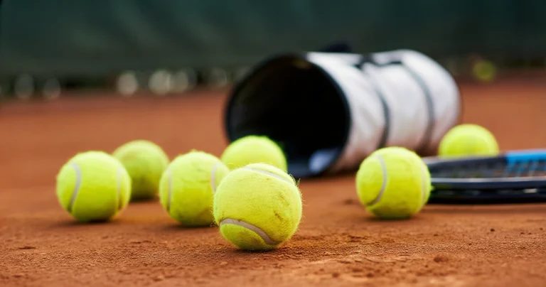 Parhaat tennispallot Suomessa – Dunlop, Wilson ja Penn vertailussa